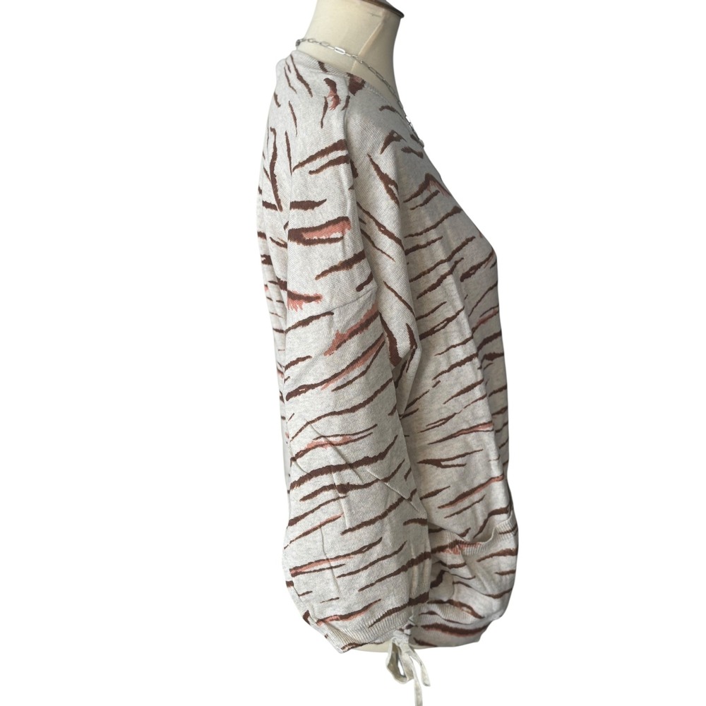 Democracy‎ Women's Large Tiger Print Knit Sweater with Drawstring Sides - Size L - Picture 3 of 14